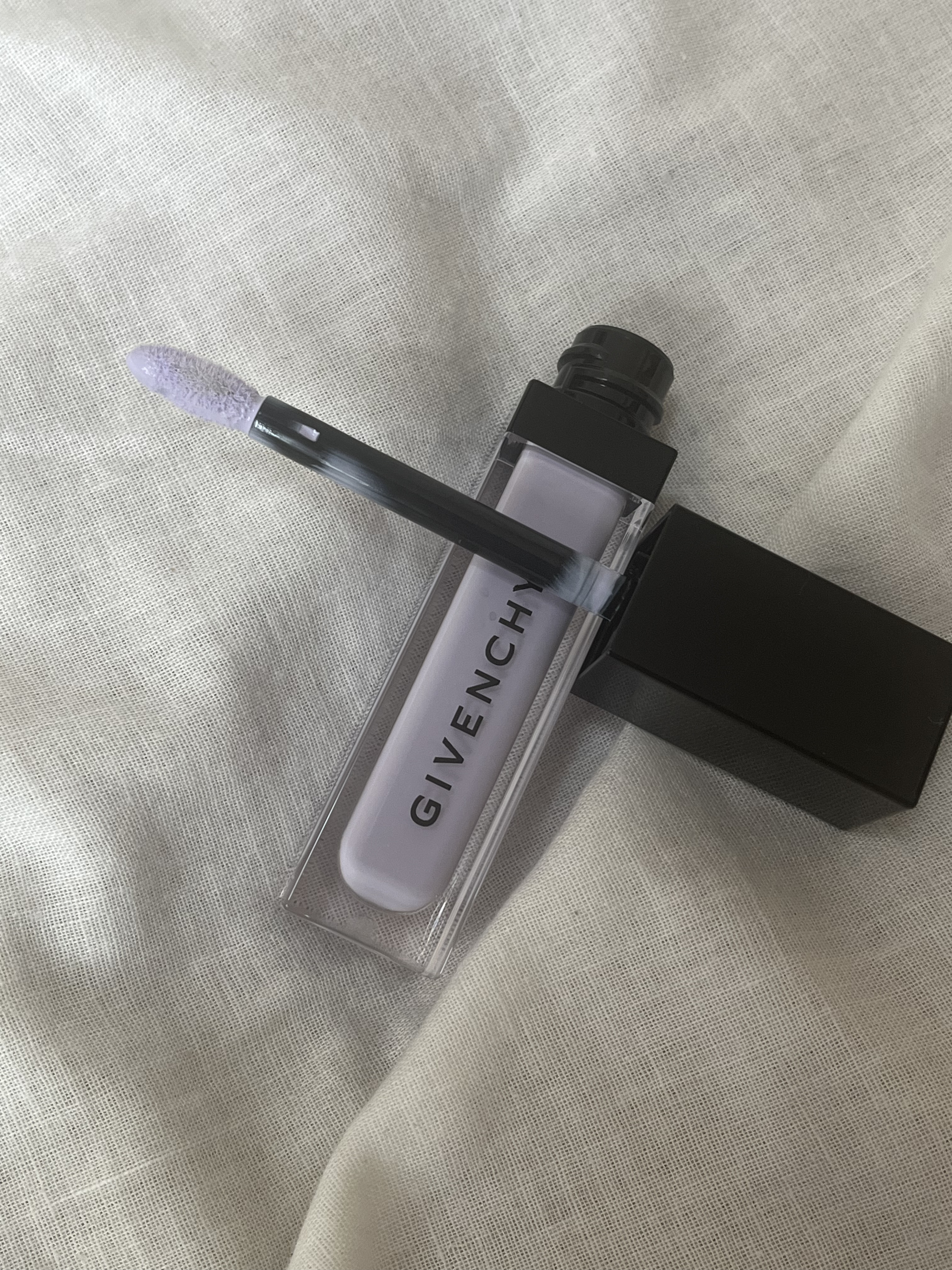 プリズム・リーブル・スキンケアリング・コレクター/GIVENCHY/化粧下地を使ったクチコミ（3枚目）