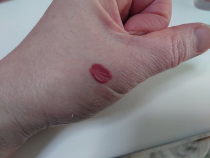 ににょ on LIPS 「Lakaフルーティーグラムティントお試しさせて頂きました〜✨こ..」(4枚目)