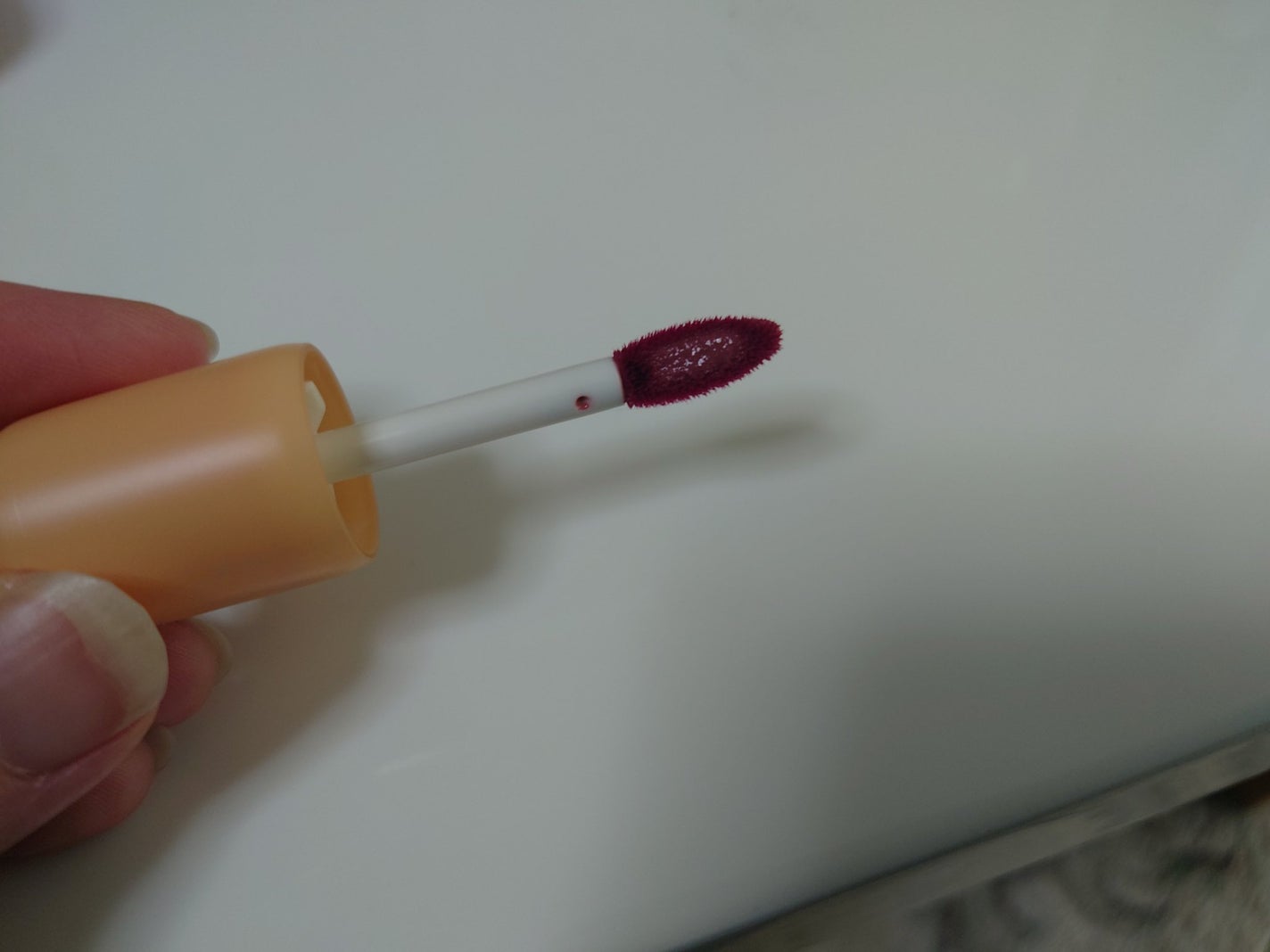 ににょ on LIPS 「Lakaフルーティーグラムティントお試しさせて頂きました〜✨こ..」(3枚目)