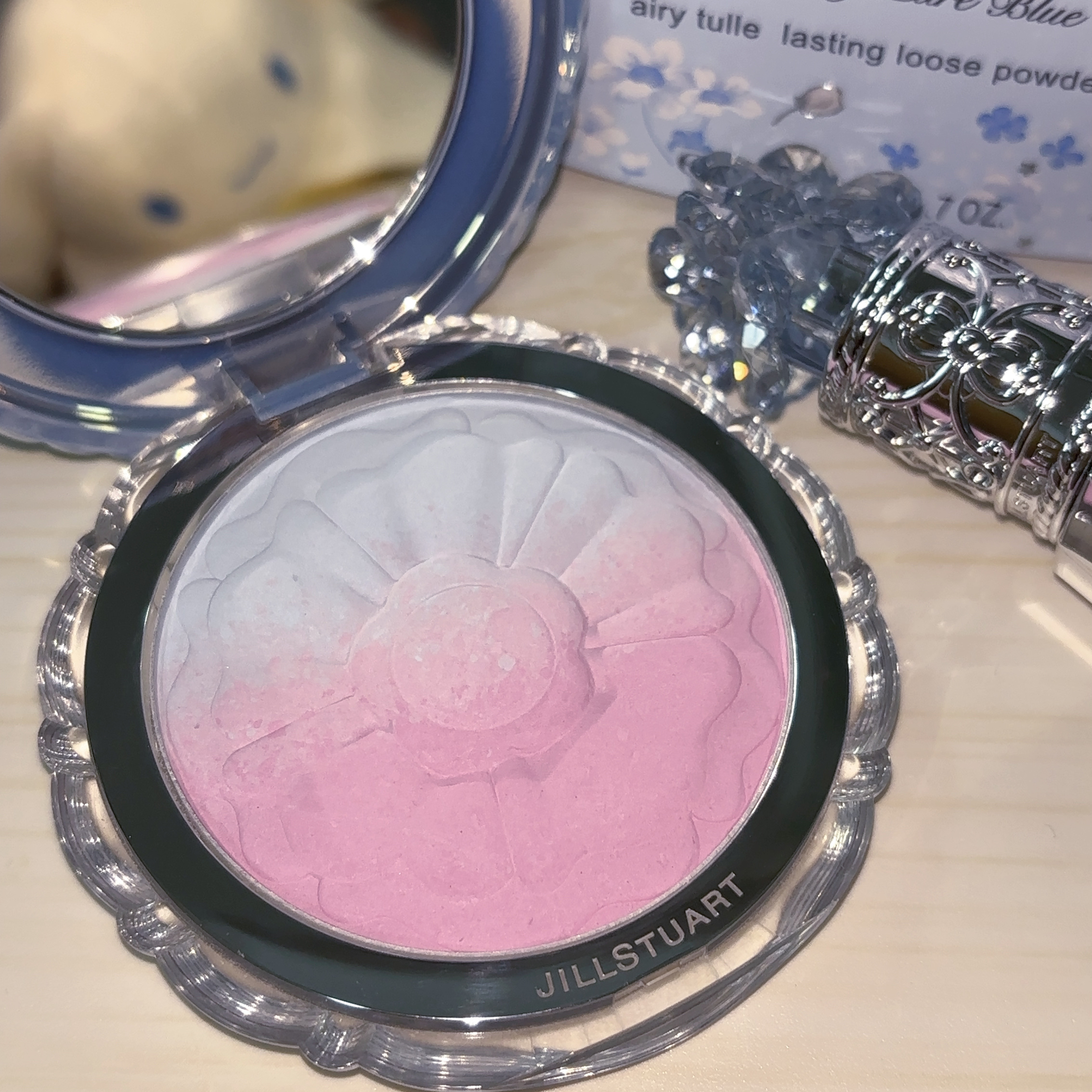 ジルスチュアート　パステルペタル ブラッシュ/JILL STUART/パウダーチークを使ったクチコミ（2枚目）