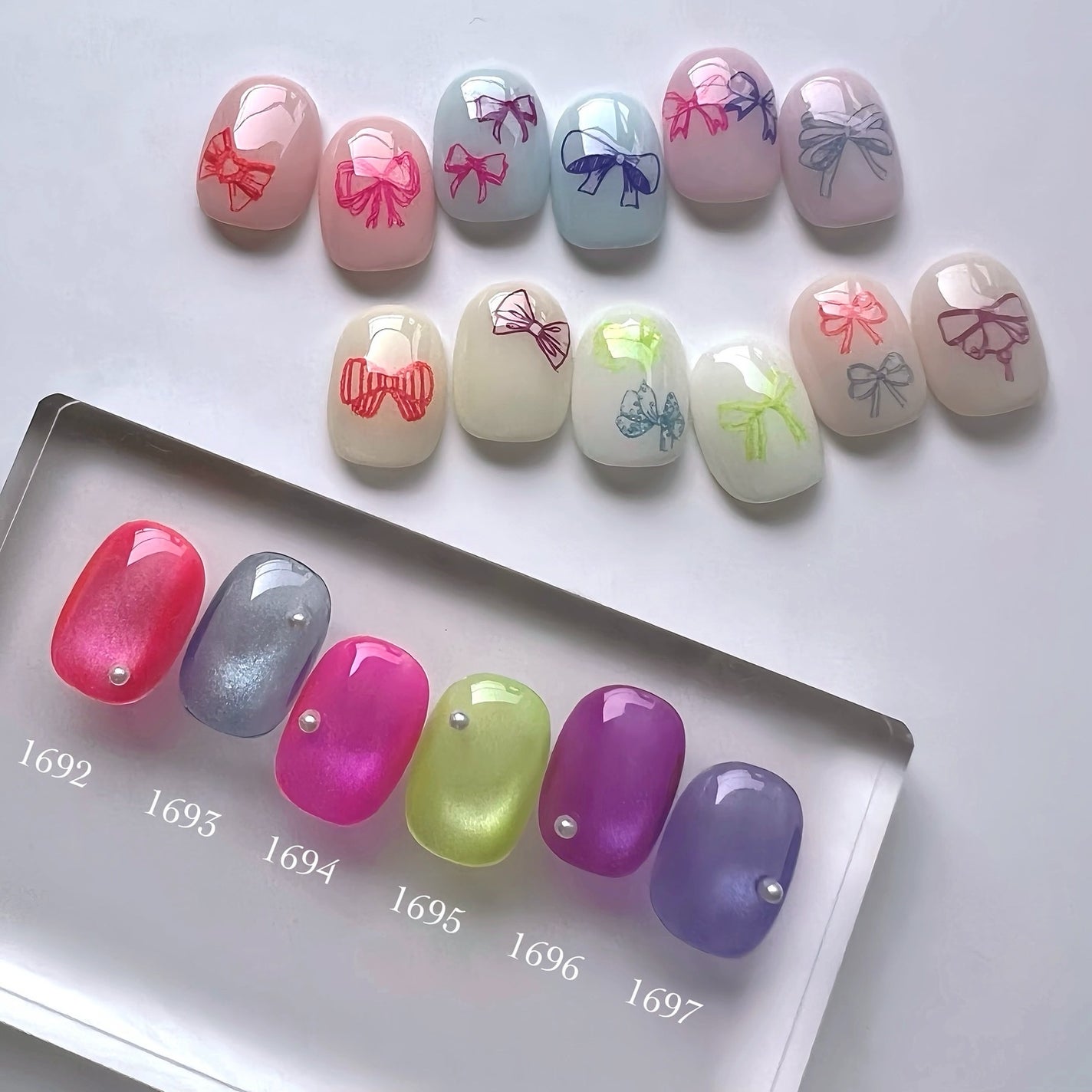 naomi on LIPS 「@icegel_japanネオンの🧲可愛い🫶夏は絶対使えるし、..」(2枚目)