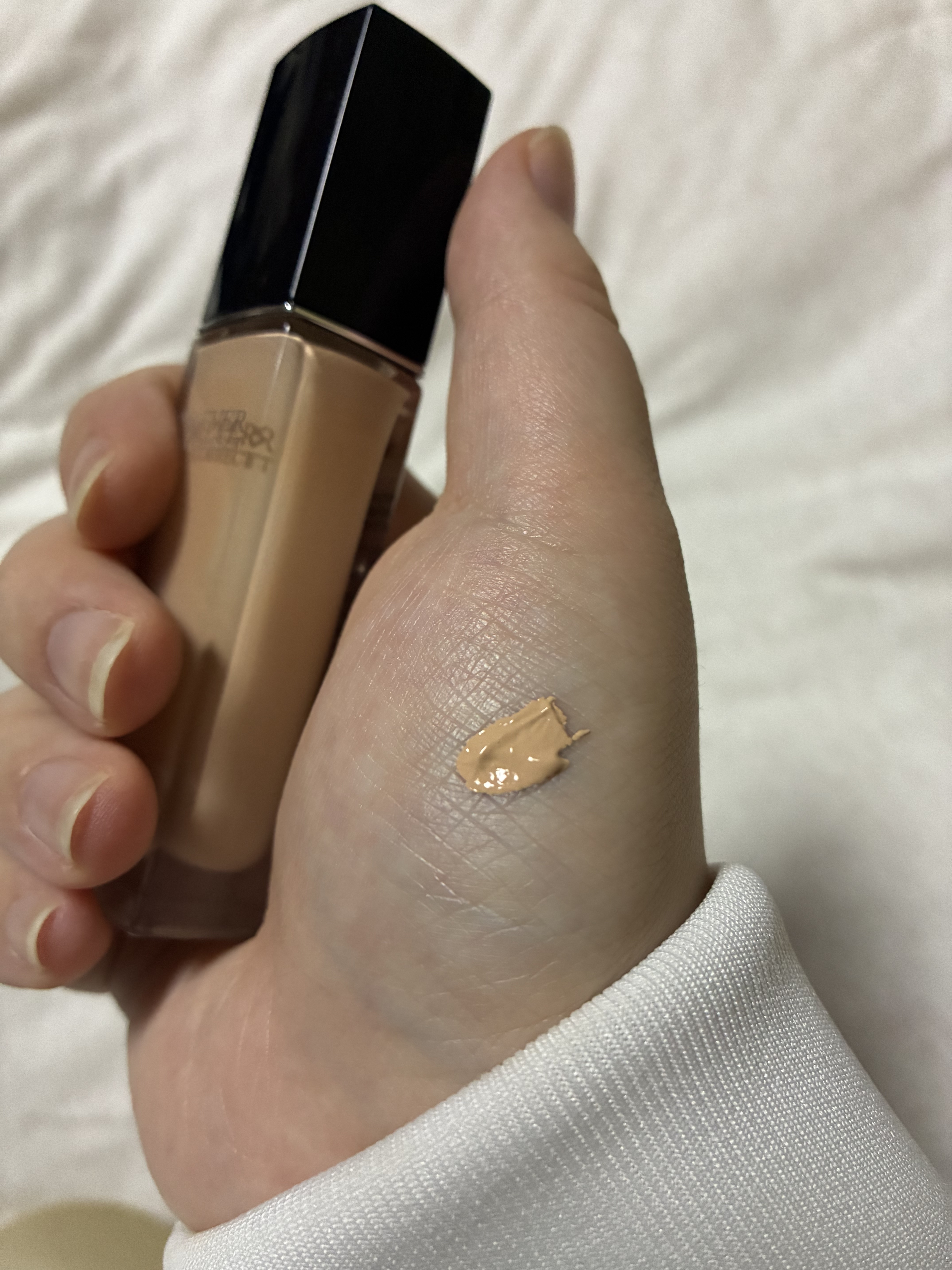 ディオールスキン フォーエヴァー スキン コレクト コンシーラー 1Nニュートラル/Dior/リキッドコンシーラーを使ったクチコミ（2枚目）