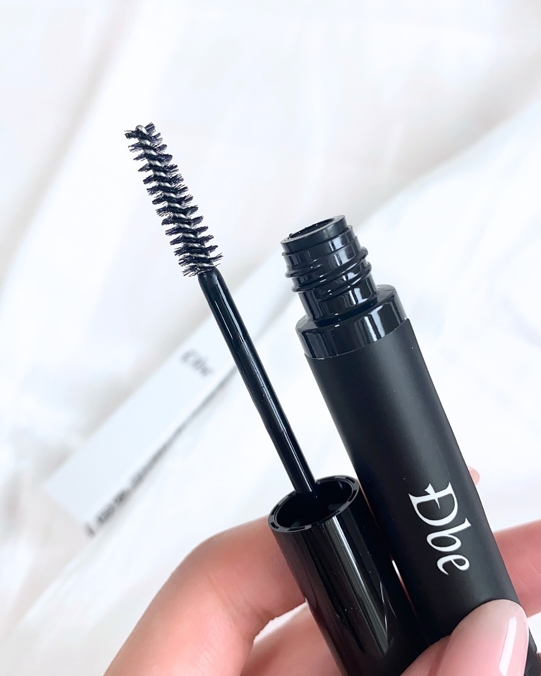 眉毛美容液/Dbe/まつげ美容液を使ったクチコミ（2枚目）