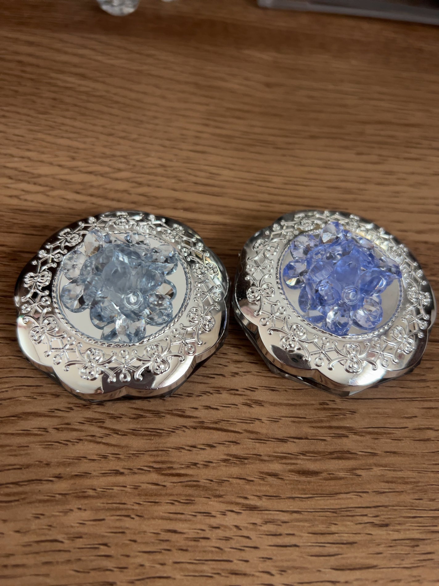 ジルスチュアート クリスタルブルーム ペタルクチュールアイズ デュオ/JILL STUART/アイシャドウパレットを使ったクチコミ(4枚目)