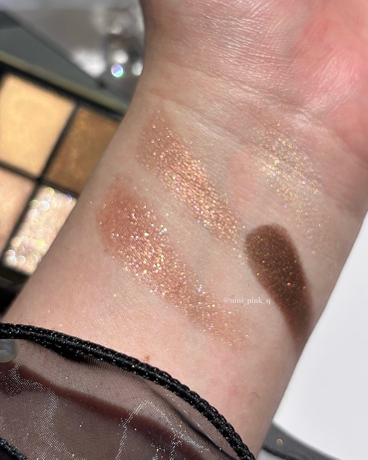 シグニチャー カラー アイズ/SUQQU/アイシャドウパレットを使ったクチコミ(3枚目)