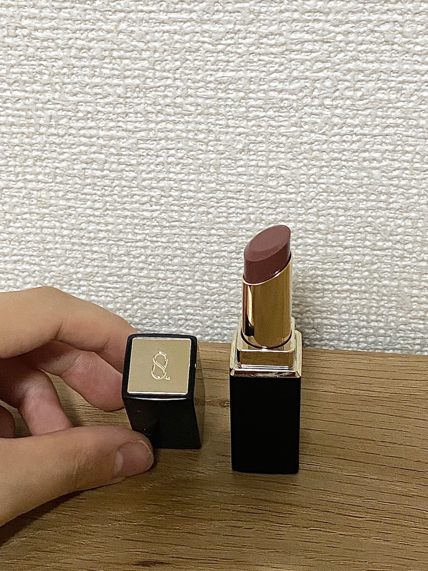 モイスチャー グレイズ リップスティック/SUQQU/口紅を使ったクチコミ(2枚目)