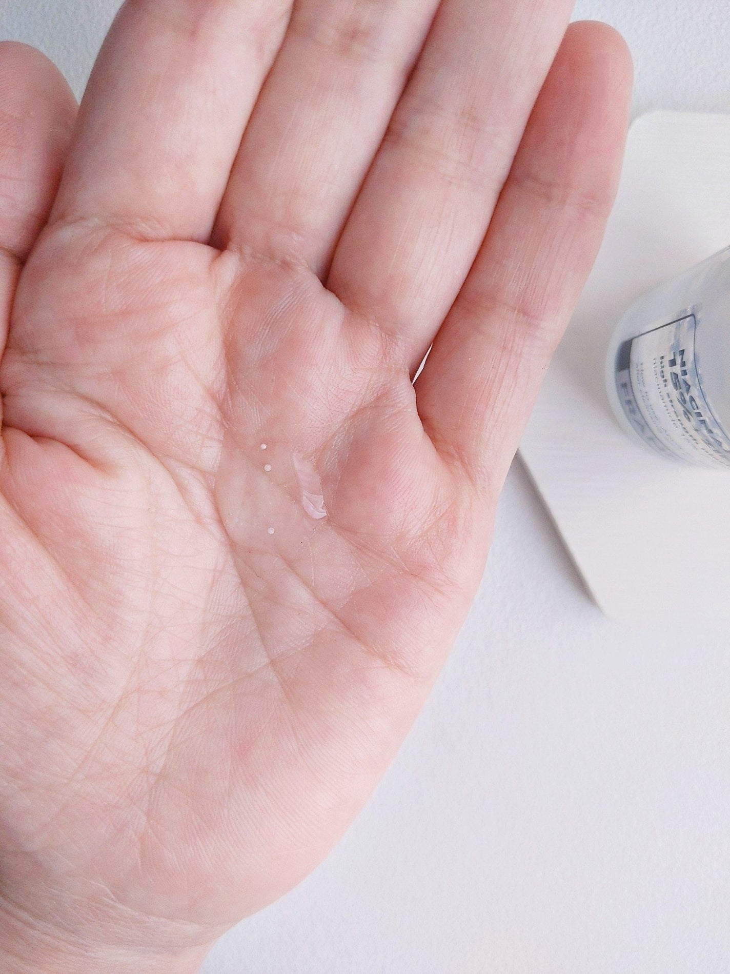 ナイアシンジンクビーズセラム/Frankly/美容液を使ったクチコミ(3枚目)