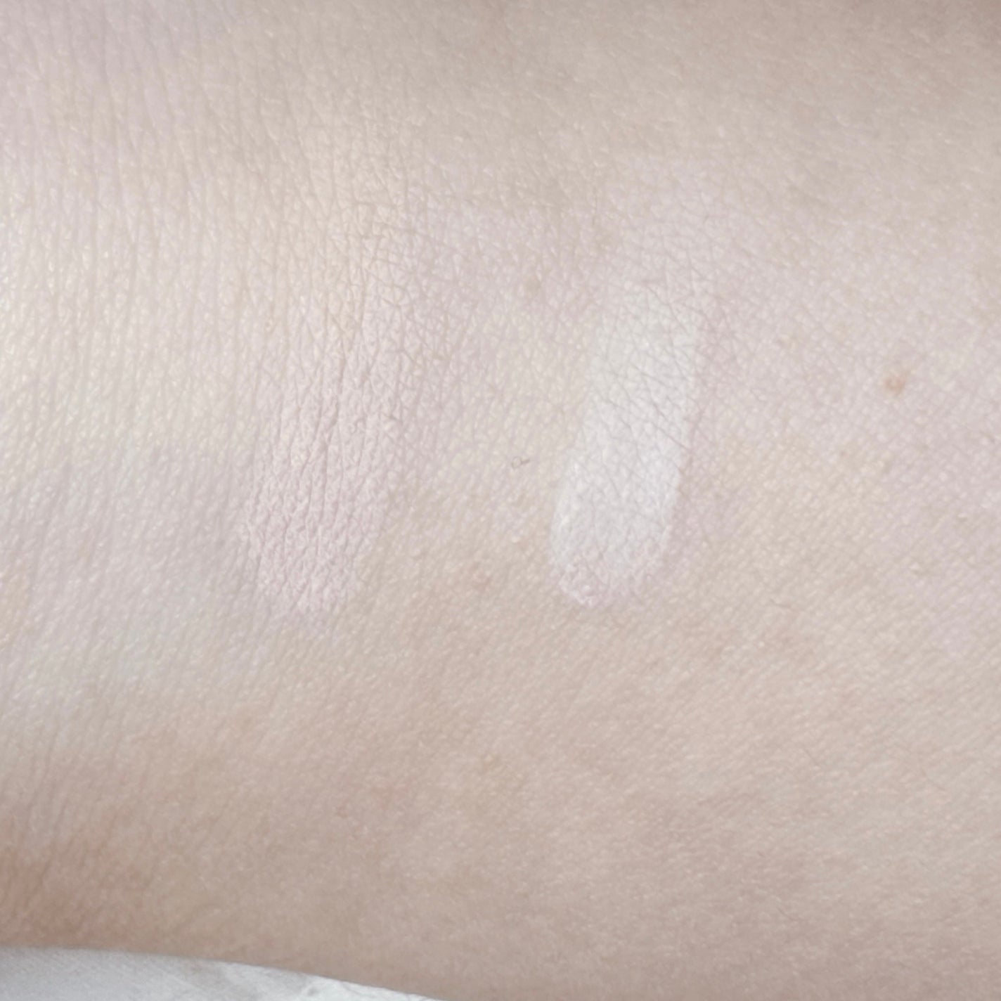 メイクアップカラーバリエーション/チャコット・コスメティクス/単色アイシャドウを使ったクチコミ(2枚目)