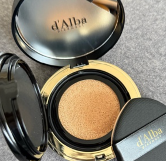 グロウフィットセラムカバークッション/ダルバ/クッションファンデーションを使ったクチコミ(2枚目)