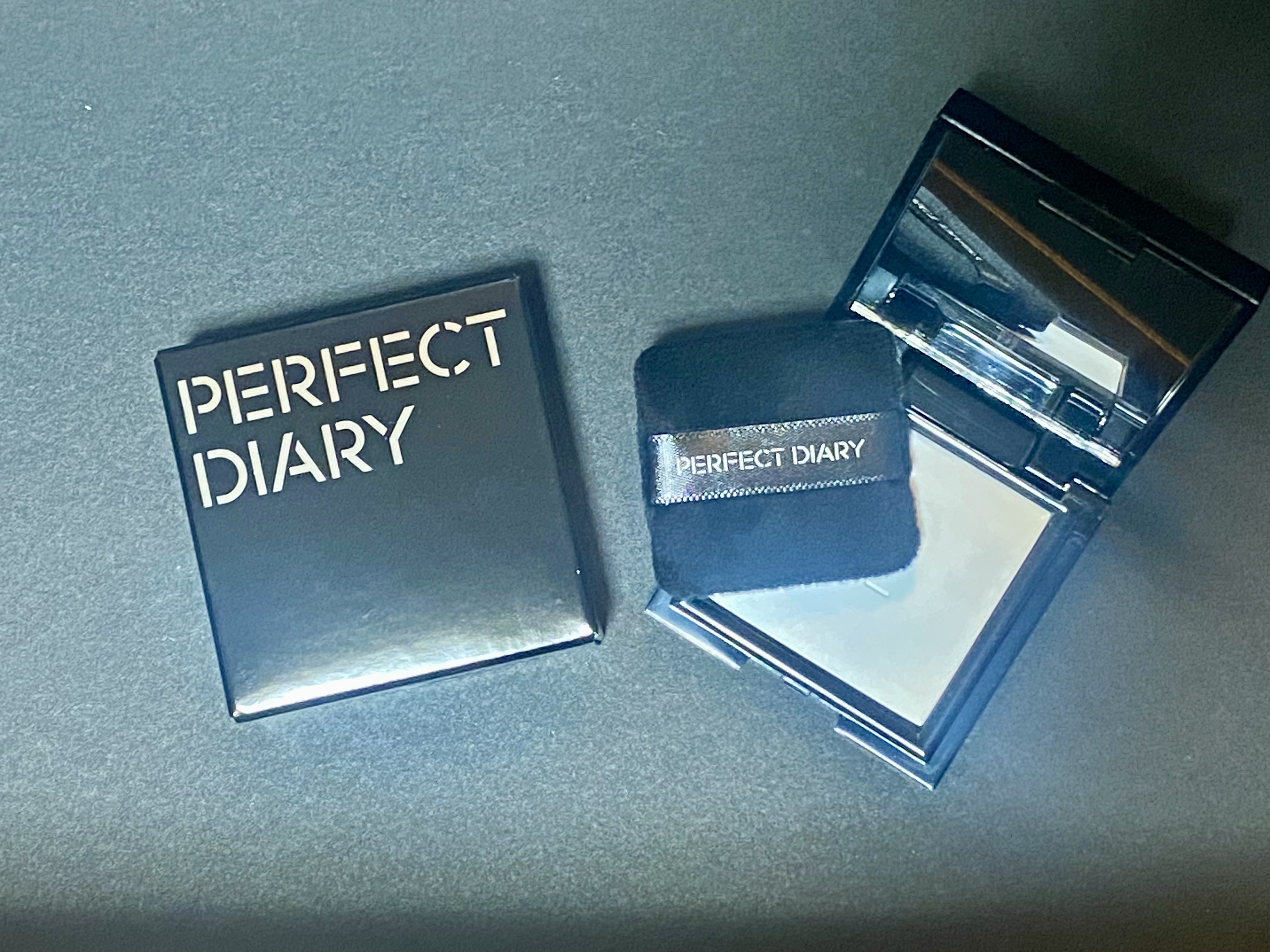 トランスルーシェント ブルーリング セッティング パウダー/PERFECT DIARY/プレストパウダーを使ったクチコミ（1枚目）