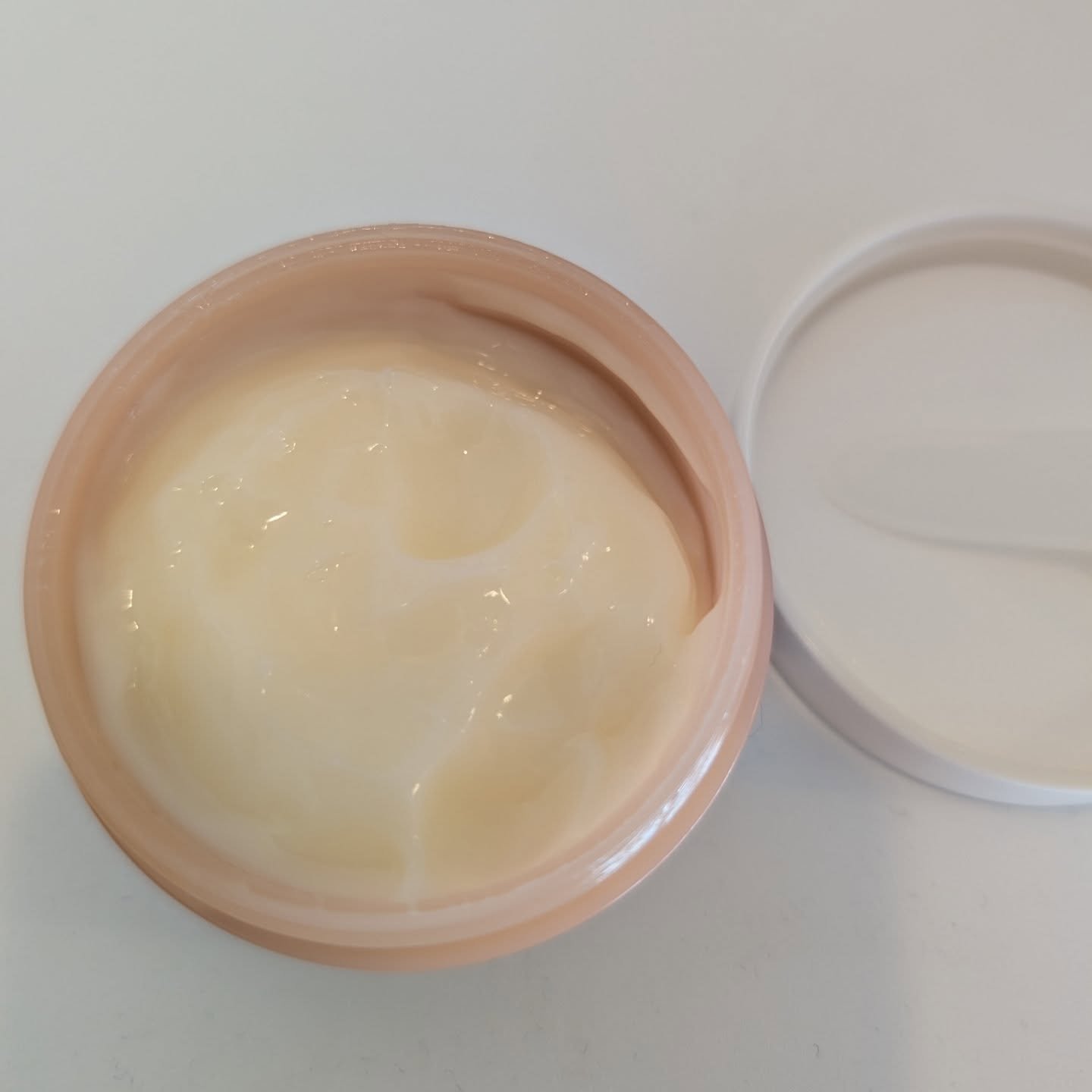 グロービタグットナイトクリーム/AROMATICA/フェイスクリームを使ったクチコミ（2枚目）