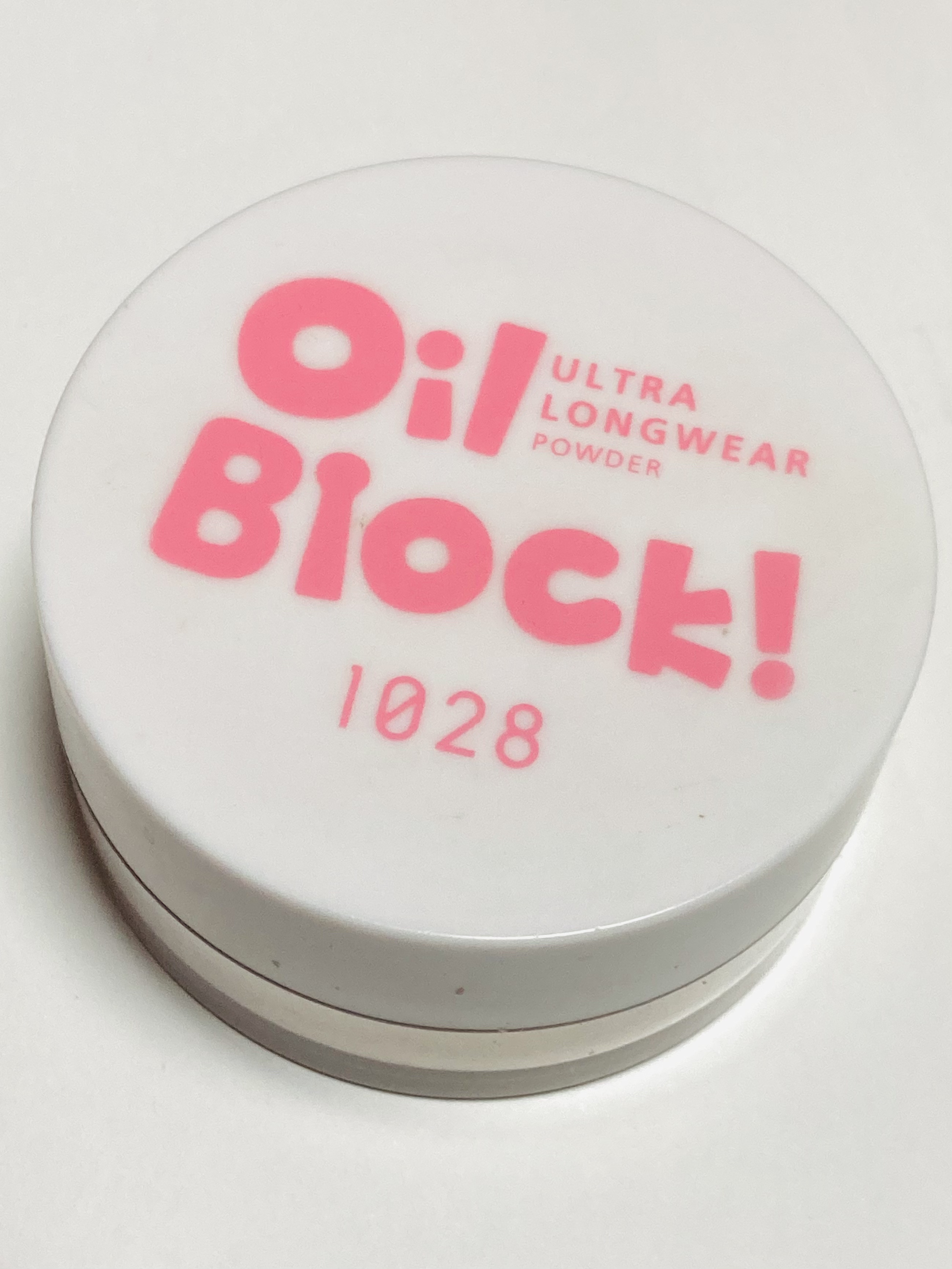 Oil  Block! ULTRA LONGWEAR/1028/ルースパウダーを使ったクチコミ（1枚目）