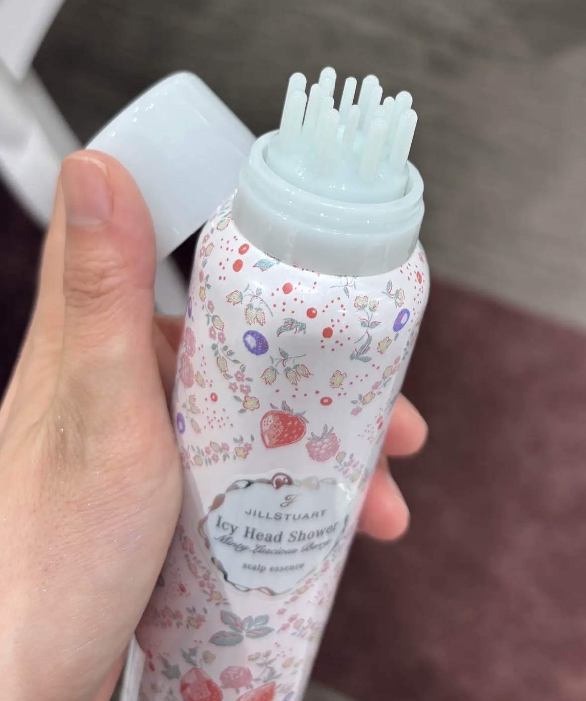 ジルスチュアート ラシャスベリー トーンアップ UVプロテクター/JILL STUART/日焼け止めジェルを使ったクチコミ（3枚目）