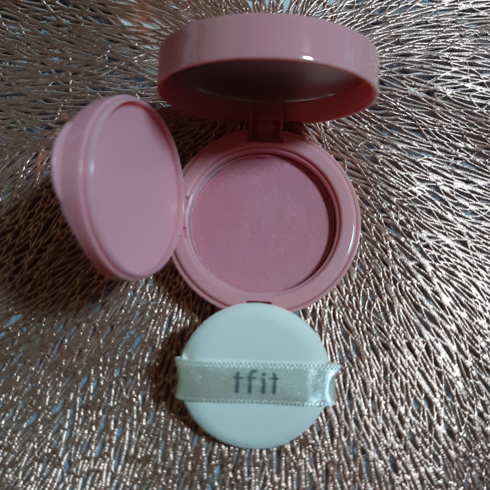 フラッフィーベルベットクッションチーク /TFIT/ジェル・クリームチークを使ったクチコミ（1枚目）