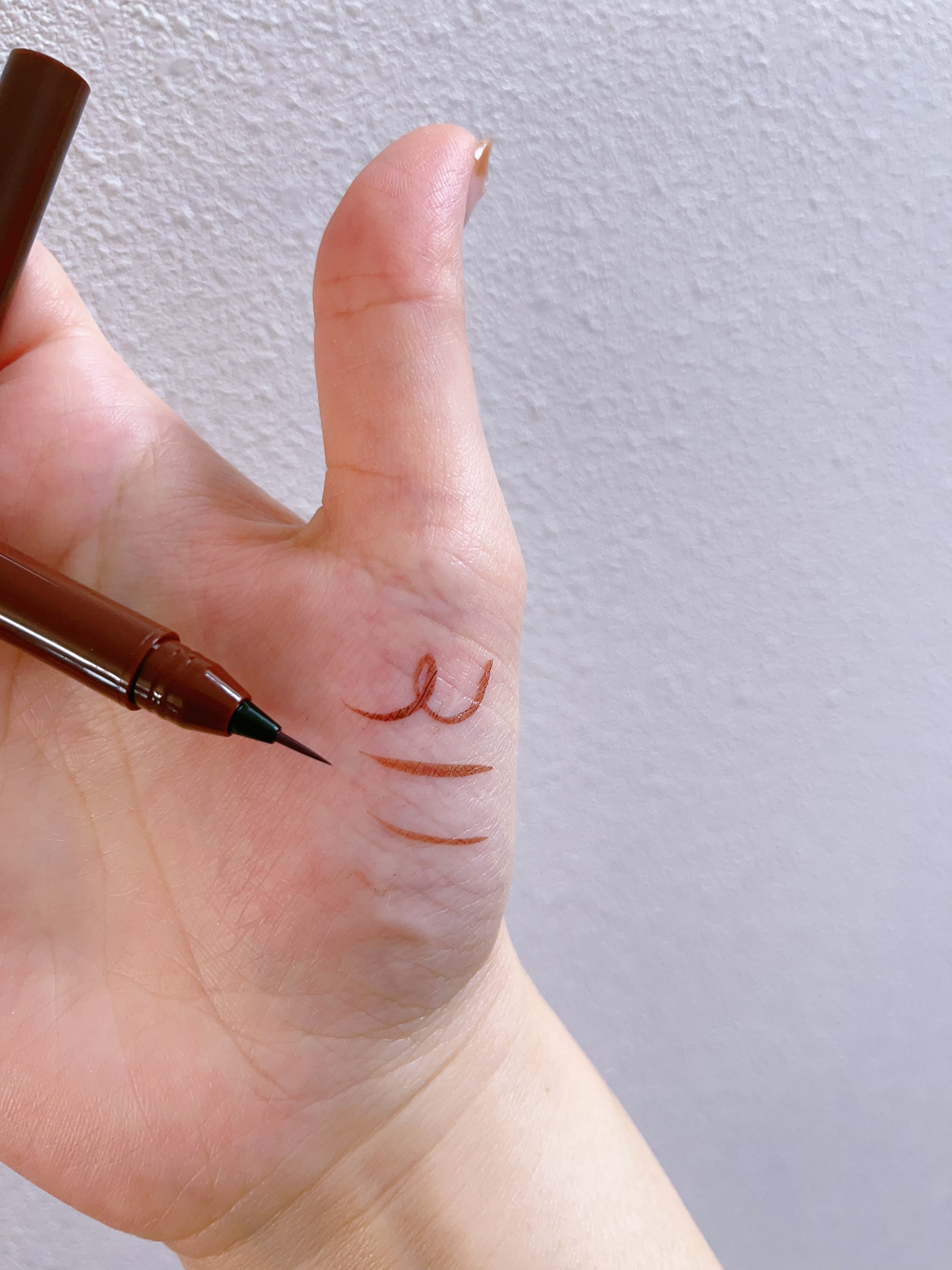 お化粧ふでぺん 目元用 毛筆極細/くれ竹 /リキッドアイライナーを使ったクチコミ（3枚目）
