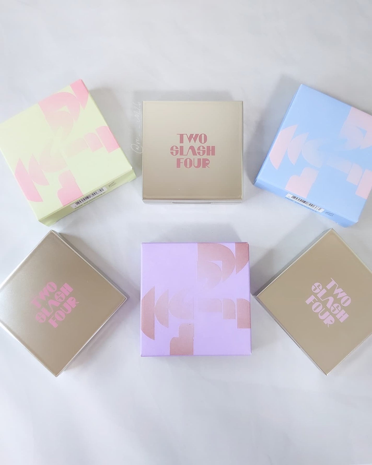 オールオーバーフェイスブラッシュ/TWO SLASH FOUR/パウダーチークを使ったクチコミ(8枚目)