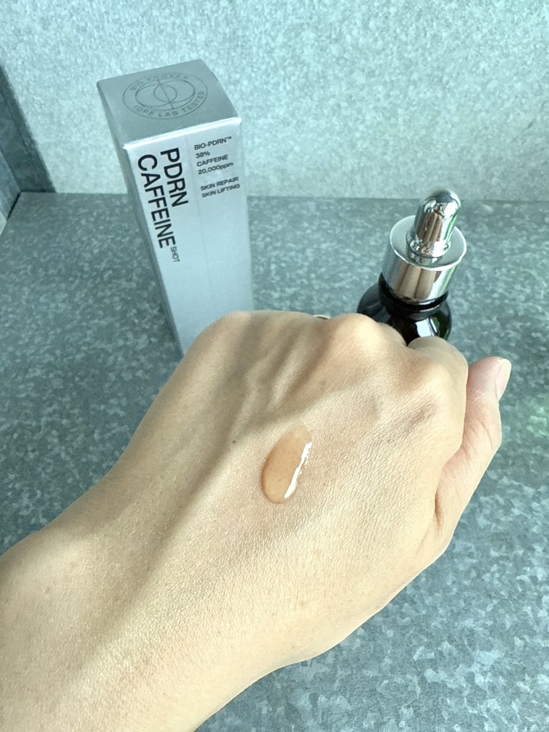 PDRNカフェインショット/IOPE/美容液を使ったクチコミ（3枚目）