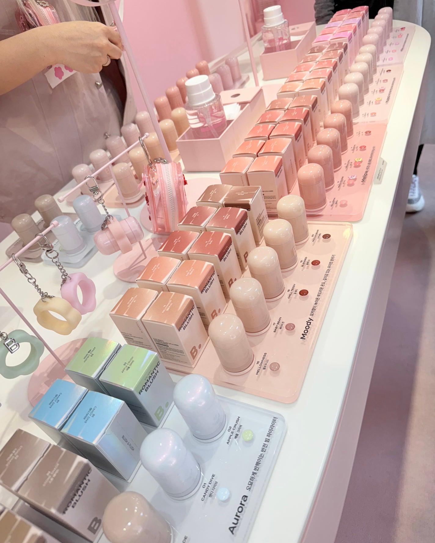 バニラコ ロマンティック ブラッシュ リップ&チーク/BANILA CO/口紅を使ったクチコミ(5枚目)