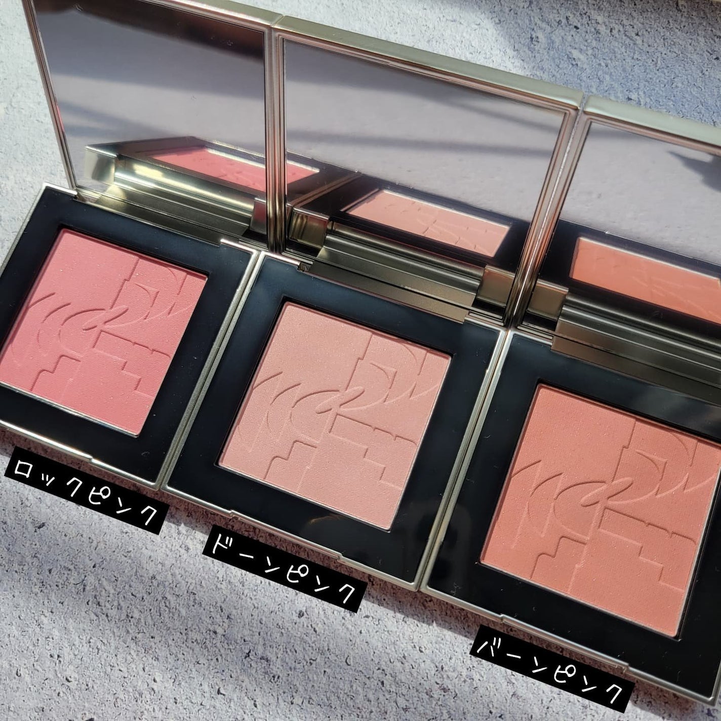 オールオーバーフェイスブラッシュ/TWO SLASH FOUR/パウダーチークを使ったクチコミ(2枚目)