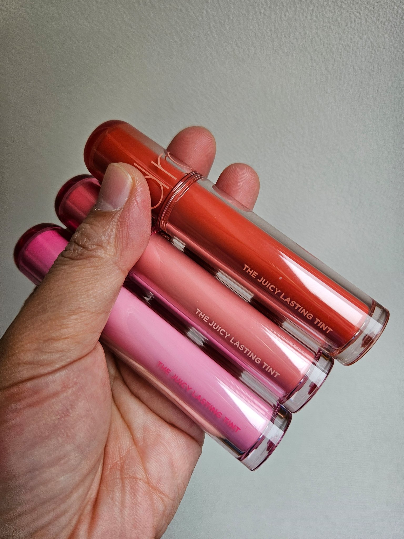 ザ ジューシーラスティングティント/rom&nd/リップティントを使ったクチコミ（2枚目）