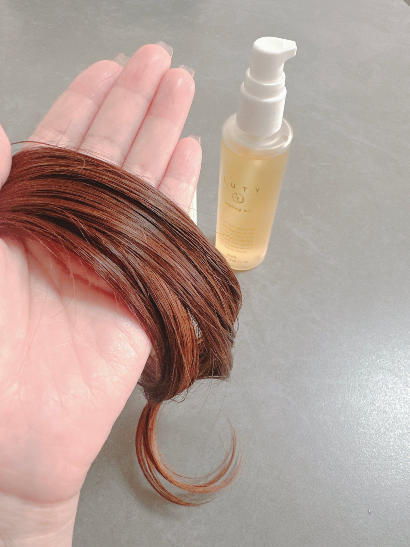 ルーティー スタイリングオイル リッチ/LUTY/ヘアオイルを使ったクチコミ(3枚目)