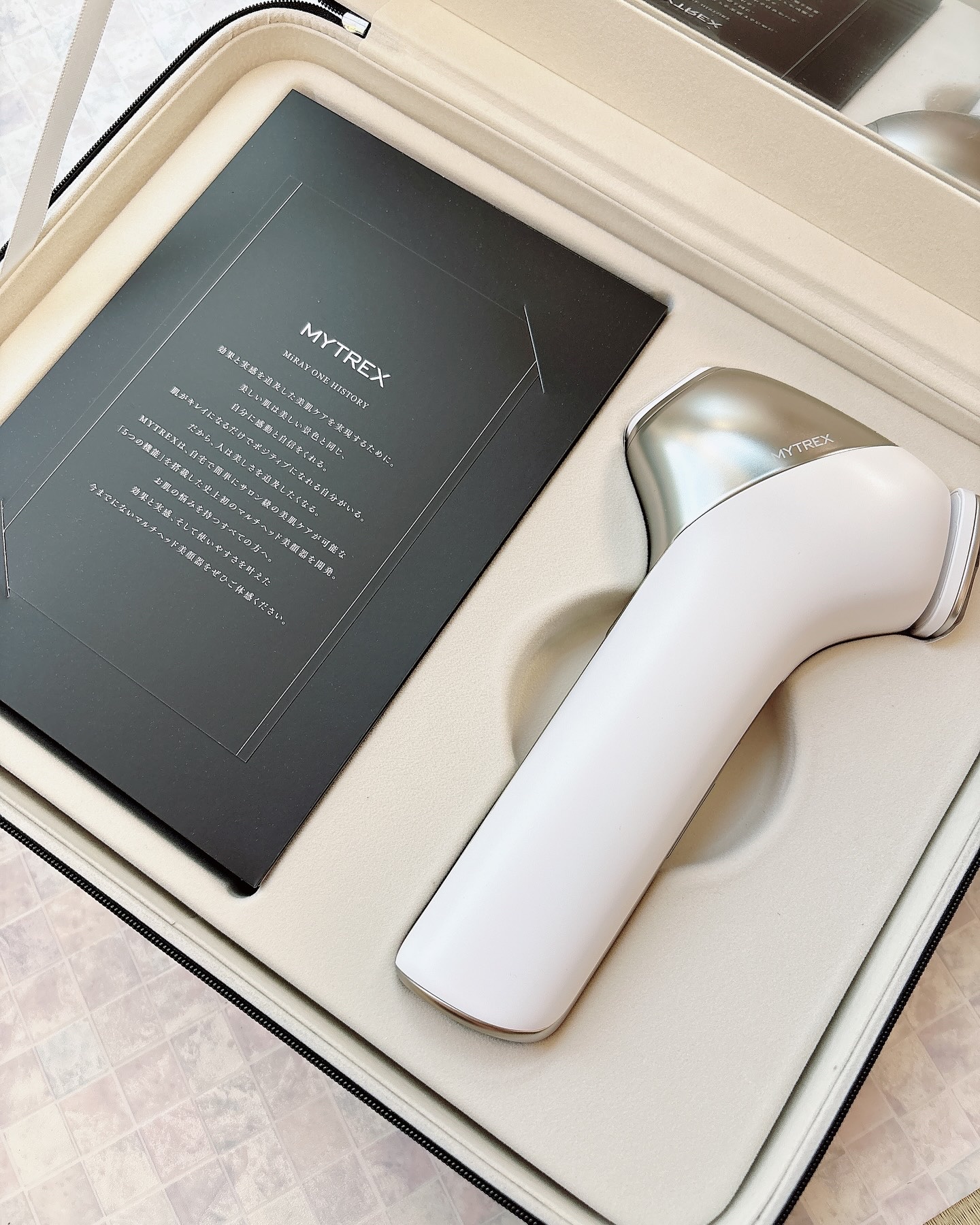 マイトレックスさまからいただきました🫧

MiRAY ONE(ミライワン)

＼5つの本格技術をギュッと詰め込んだ美容医療レベルのフォト美容が自宅で！／

色んなモードがあるとズボラな私は結局ワンパターンしか使わないとか最初からめんどくさ