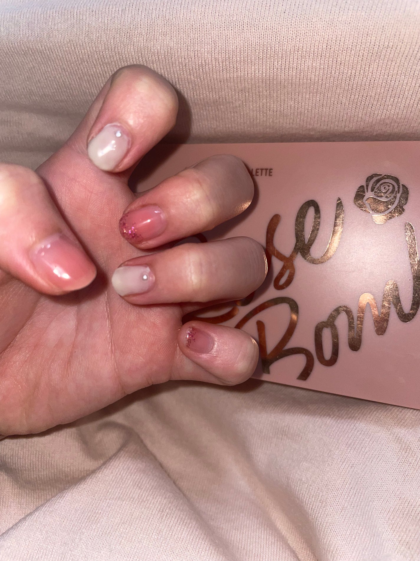 プレイカラーアイパレット ローズボム/ETUDE/アイシャドウパレットを使ったクチコミ(2枚目)