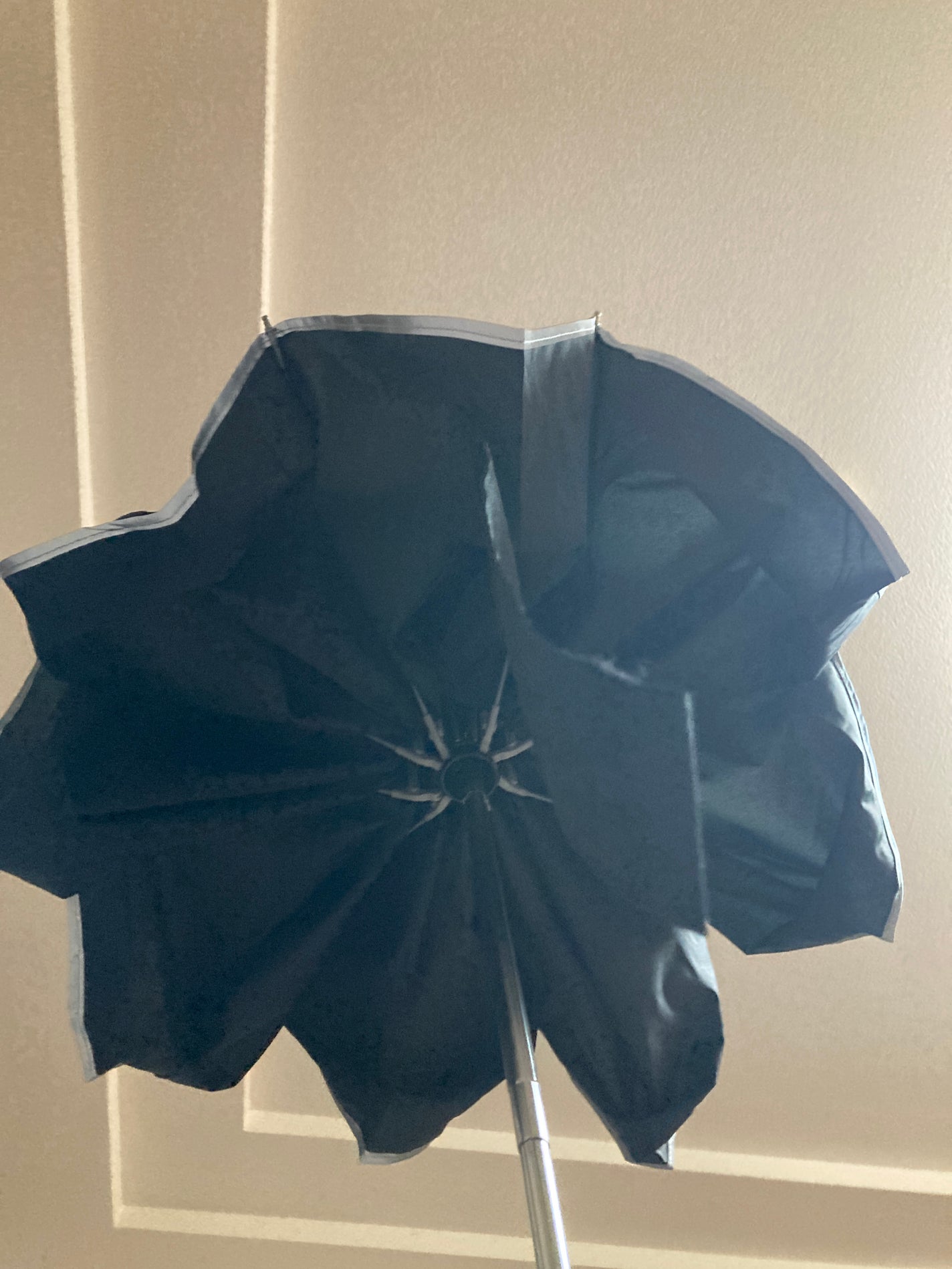 ゆぽぽㄘゃん(フォロバ100) on LIPS 「\あなたと周りを守る傘 brocky(ブロッキー)/自動開閉式..」(5枚目)