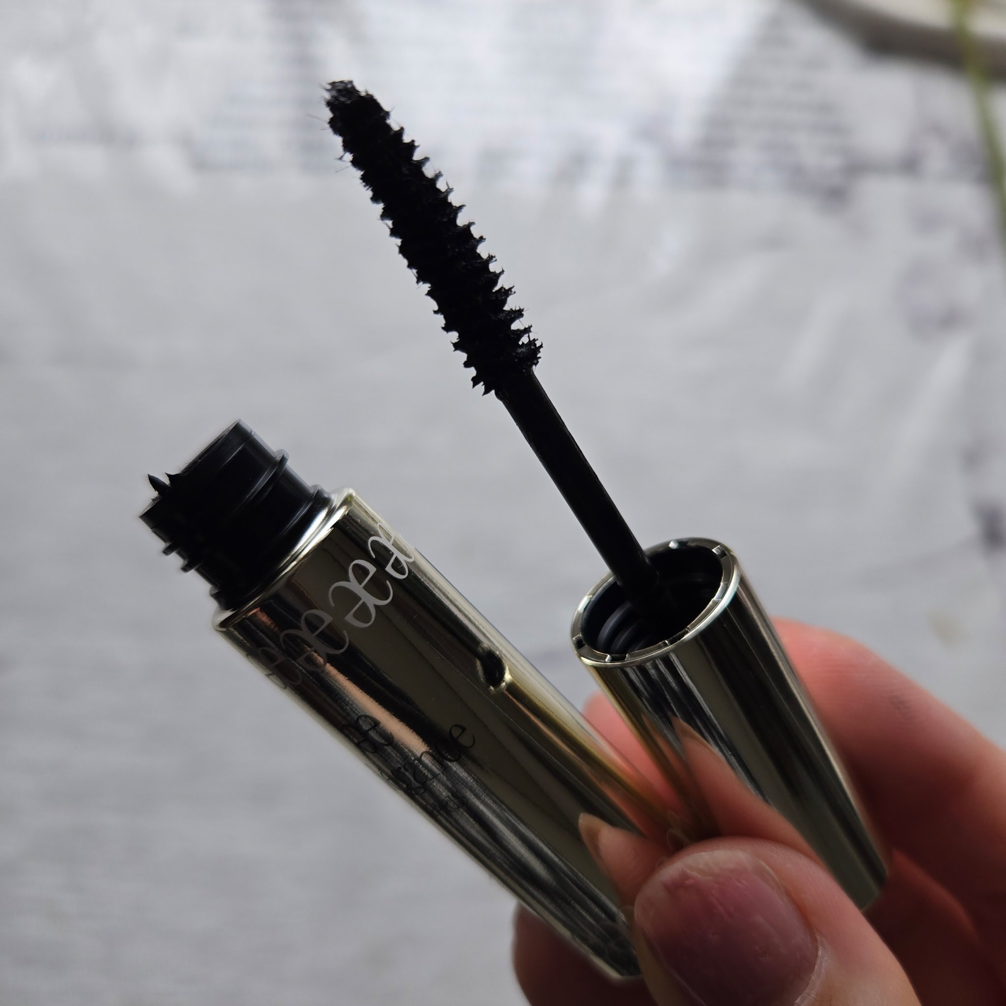 エレガンス グラヴィティレス マスカラ/Elégance/マスカラを使ったクチコミ（2枚目）