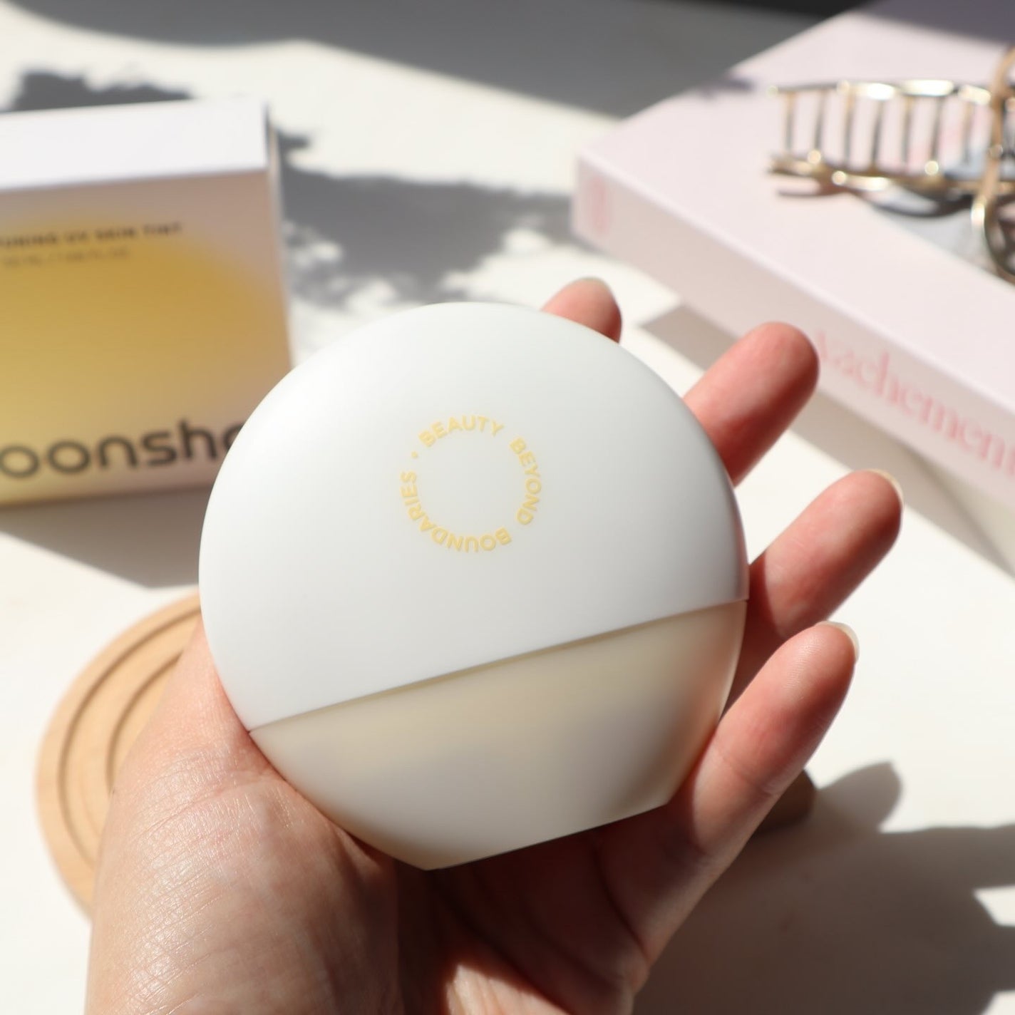 トーンチューニング UV スキンティント/moonshot/日焼け止めクリームを使ったクチコミ(3枚目)