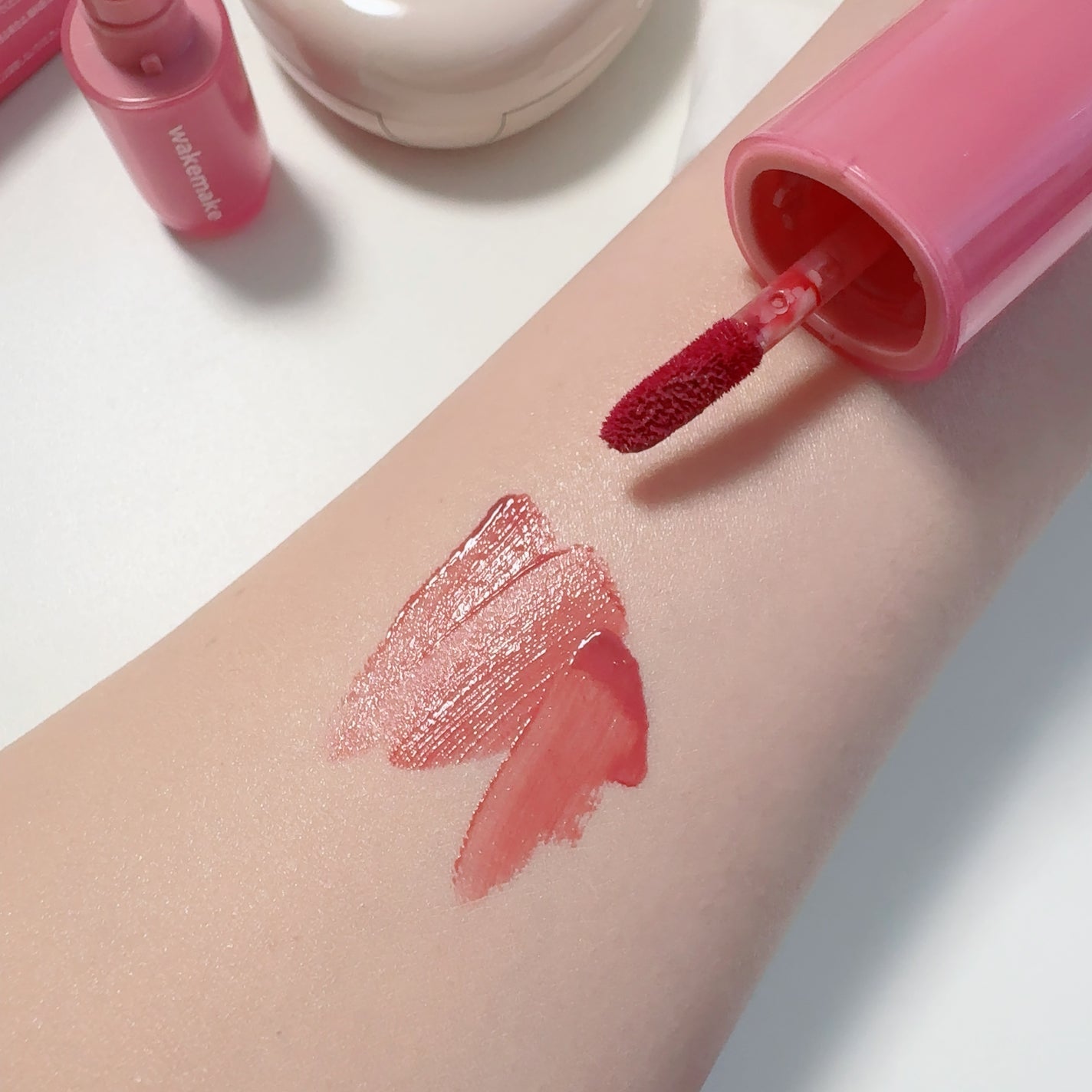 ウォータフルグロウティント/wakemake/リップティントを使ったクチコミ(2枚目)