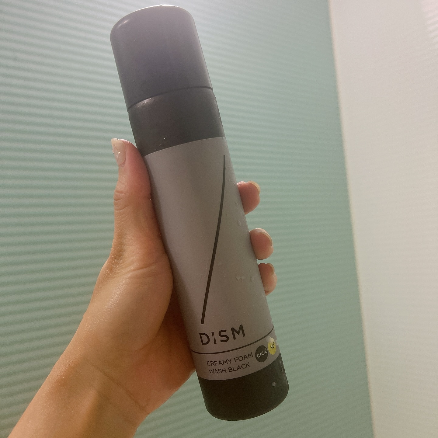 ディズム クリーミーフォームウォッシュ ブラック/DISM/泡洗顔を使ったクチコミ（2枚目）