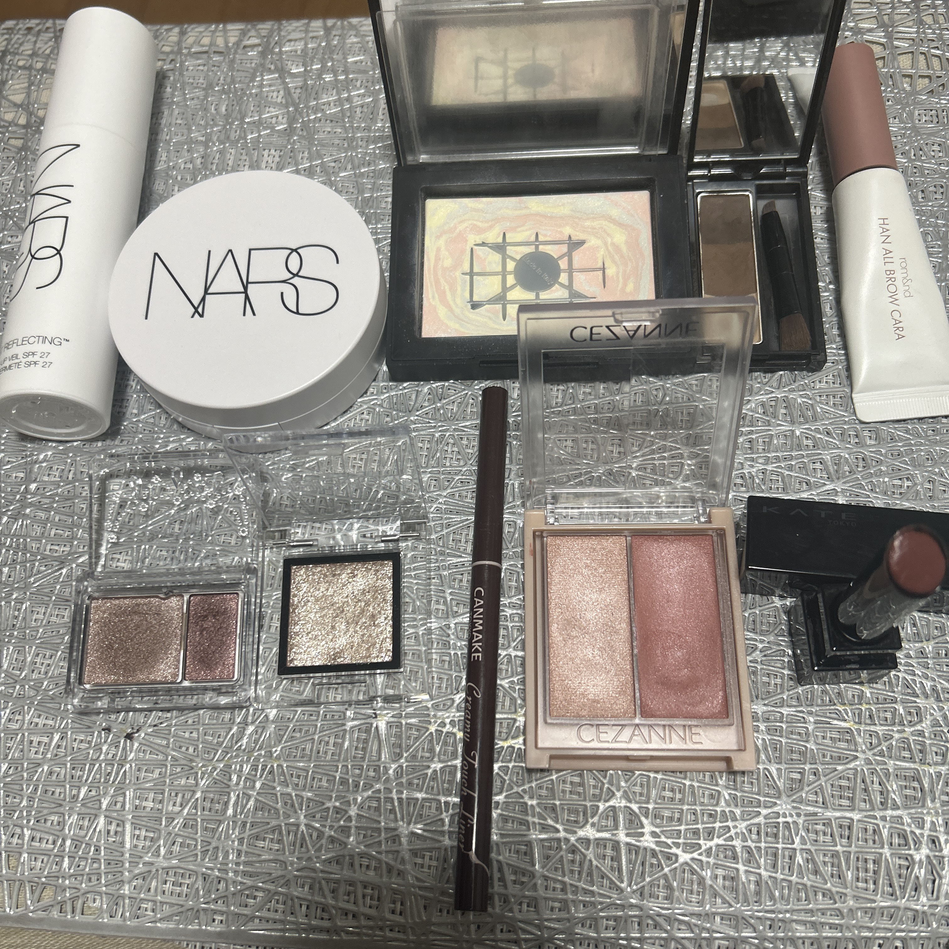 NARS ライトリフレクティング セラムクッション ファンデーション 03794/NARS/クッションファンデーションを使ったクチコミ（2枚目）