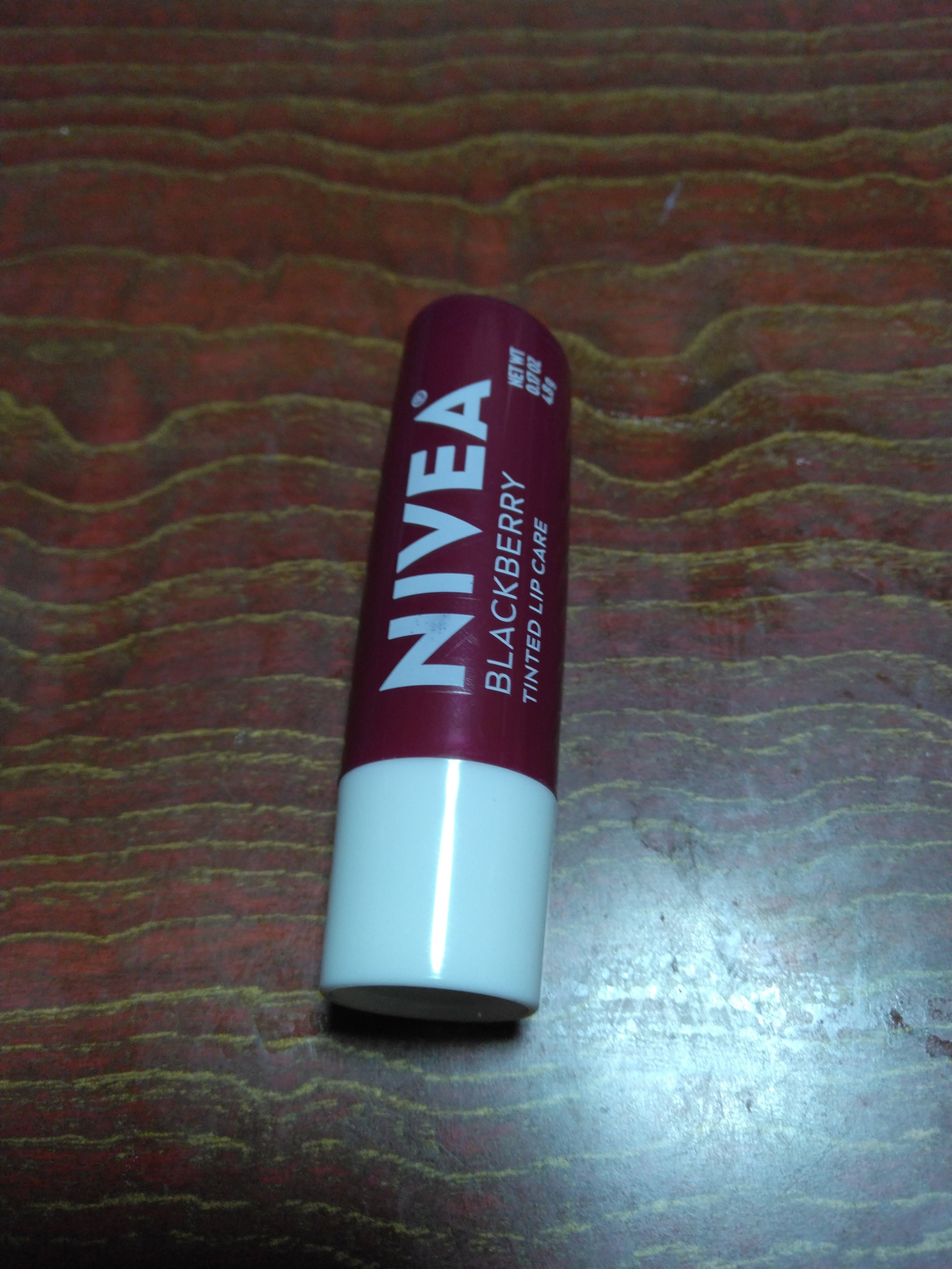 ニベア リップケアシャイン チェリー/NIVEA(海外)/リップクリームを使ったクチコミ（1枚目）