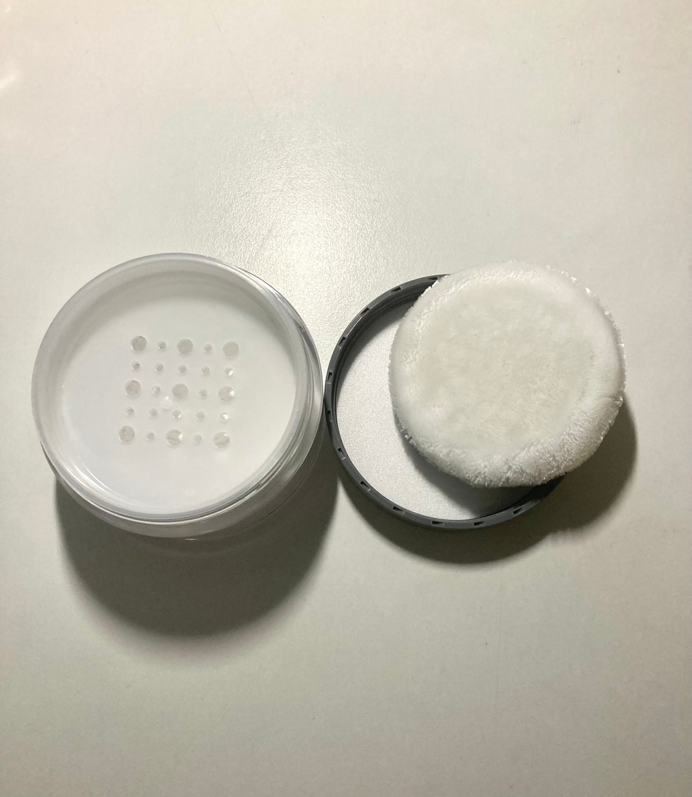 フィニッシングパウダー マット/チャコット・コスメティクス/ルースパウダーを使ったクチコミ(2枚目)