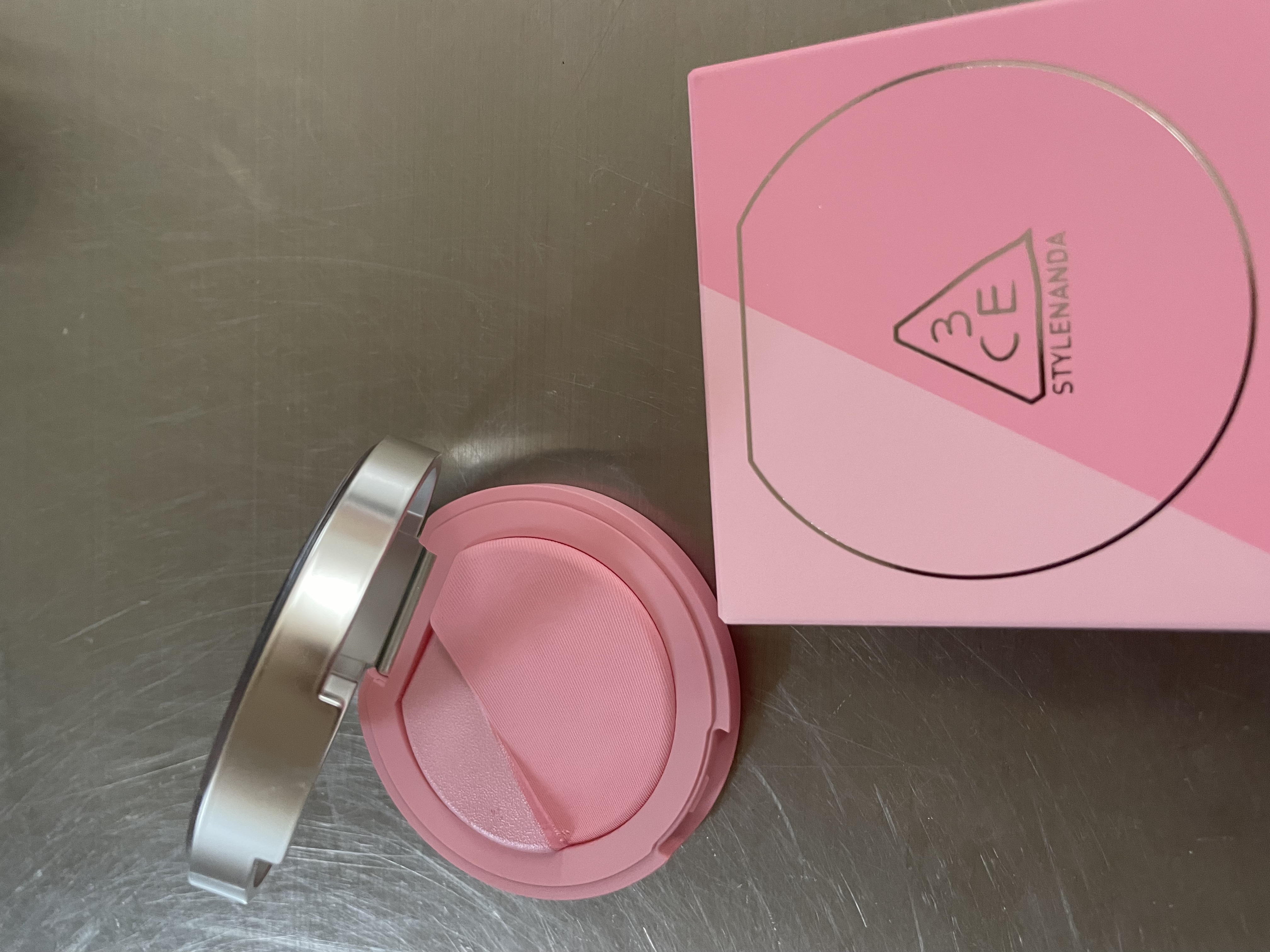 3CE ブラッシュライター スリック/3CE/パウダーチークを使ったクチコミ（2枚目）