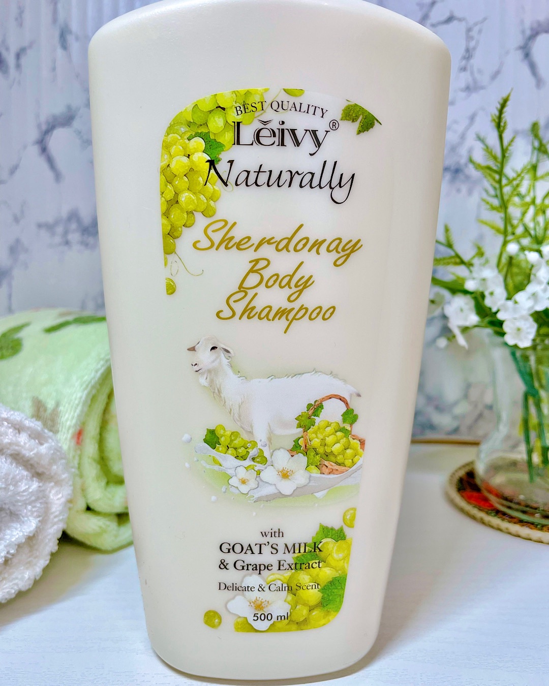 レイヴィー　ボディシャンプーシャルドネジャスミン　/Leivy/ボディソープを使ったクチコミ（2枚目）