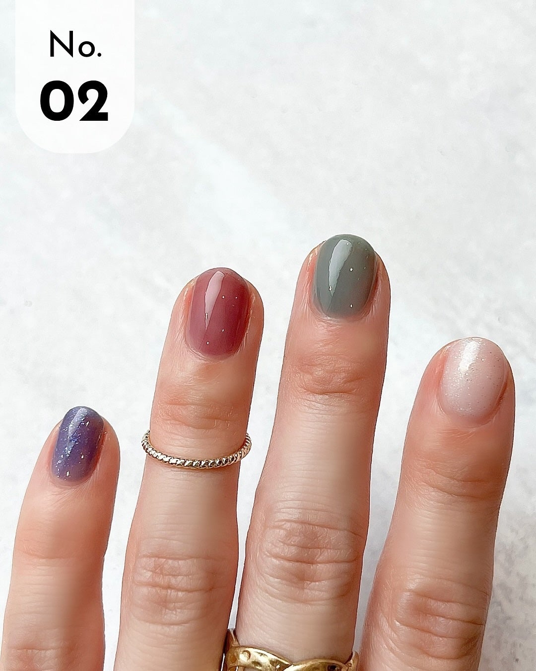 カラフルネイルズ/キャンメイク/マニキュアを使ったクチコミ(5枚目)