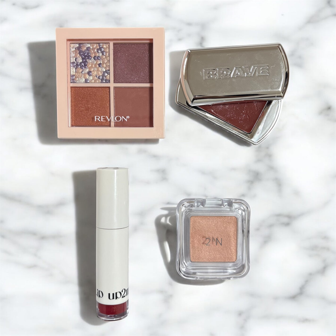 レブロン ダズル アイシャドウ クアッド/REVLON/アイシャドウパレットを使ったクチコミ(2枚目)