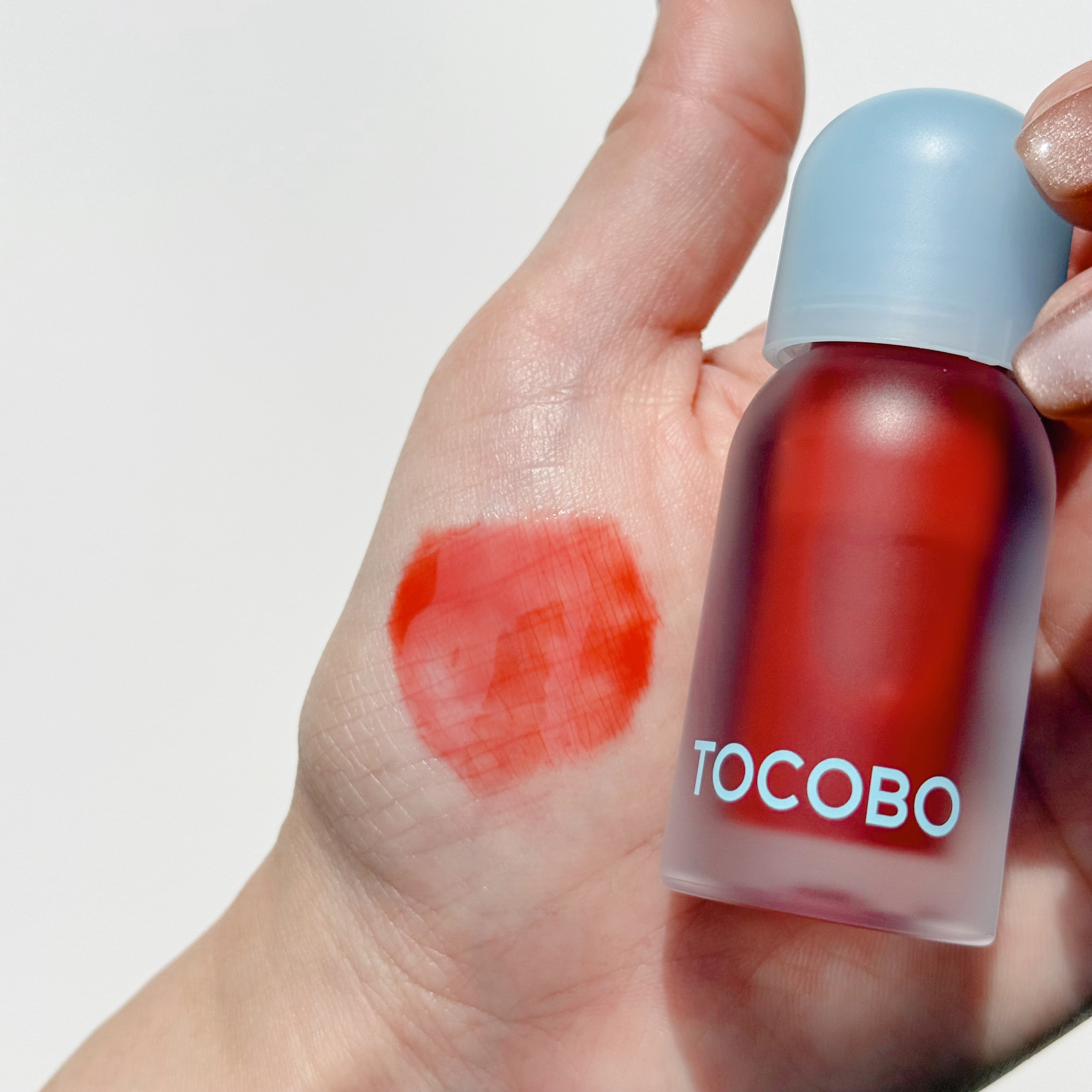 ジューシーベリープランピングリップオイル/TOCOBO/リップグロスを使ったクチコミ（3枚目）