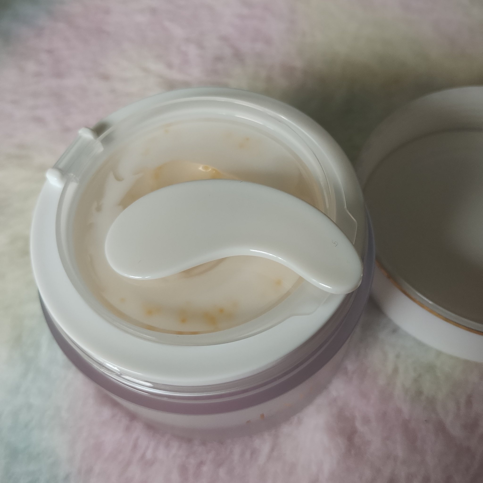 ビタトーニングカプセルクリーム/ダルバ/フェイスクリームを使ったクチコミ（2枚目）