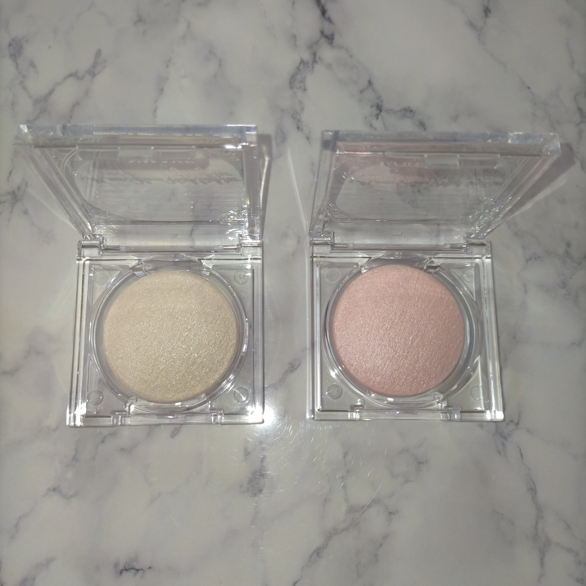 ムーングロウハイライター/キャンメイク/ハイライトを使ったクチコミ（2枚目）