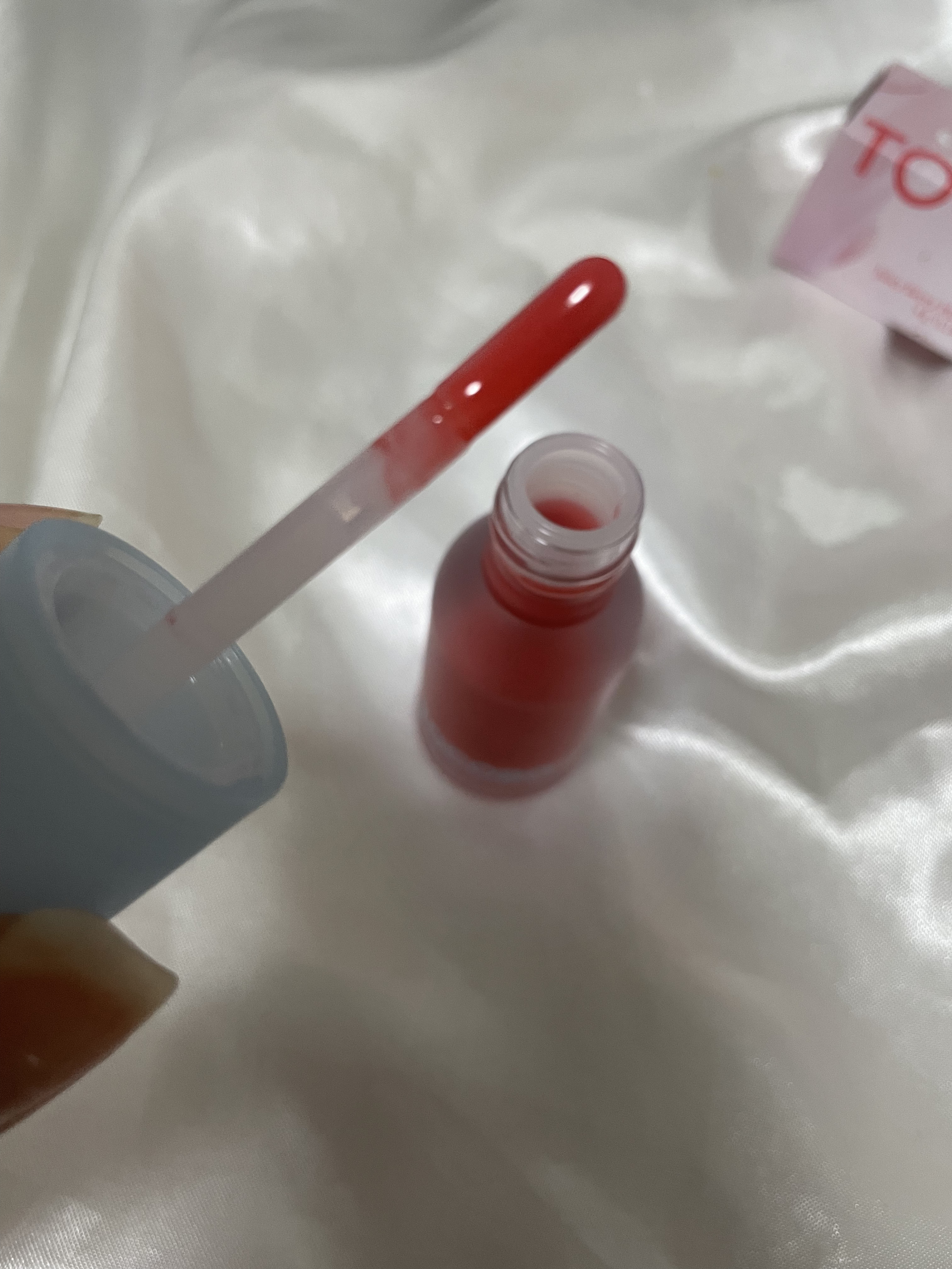 ジューシーベリープランピングリップオイル/TOCOBO/リップグロスを使ったクチコミ（2枚目）