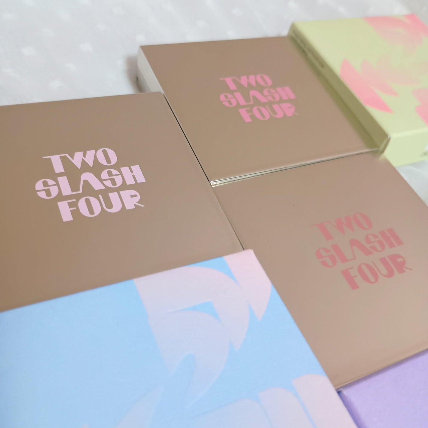 オールオーバーフェイスブラッシュ/TWO SLASH FOUR/パウダーチークを使ったクチコミ(2枚目)