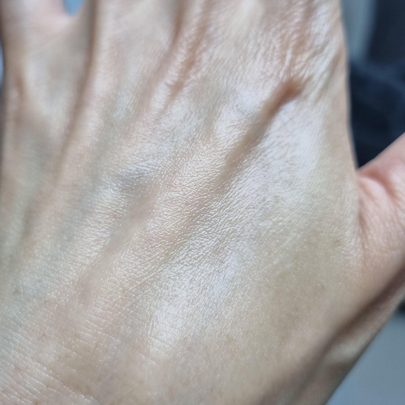 アビブ グルタチオンソームダークスポットセラムビタドロップ/Abib /美容液を使ったクチコミ(5枚目)