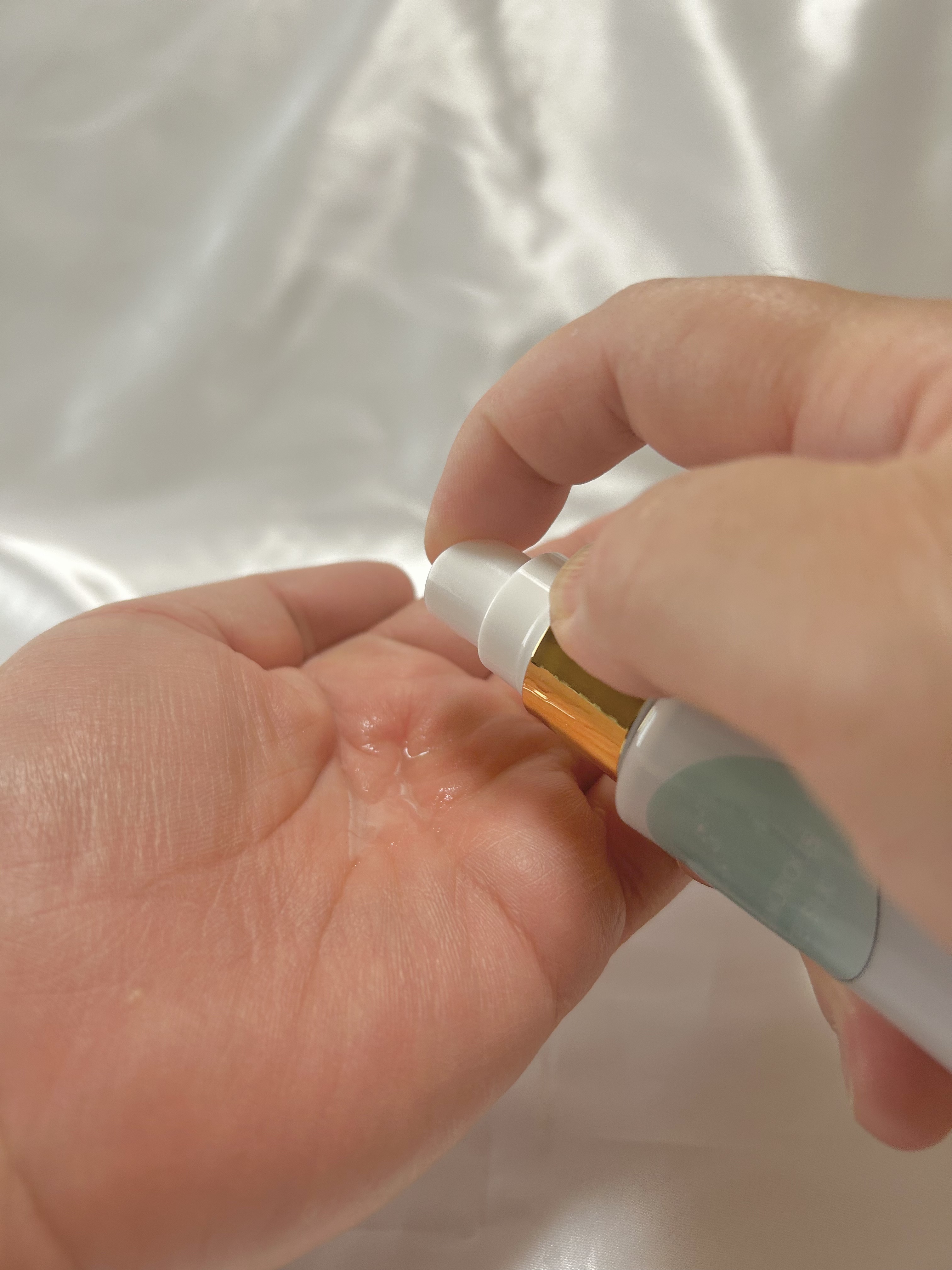 グラマラス　シエル　シルク/Dr.シーバ/ミスト状化粧水を使ったクチコミ（3枚目）