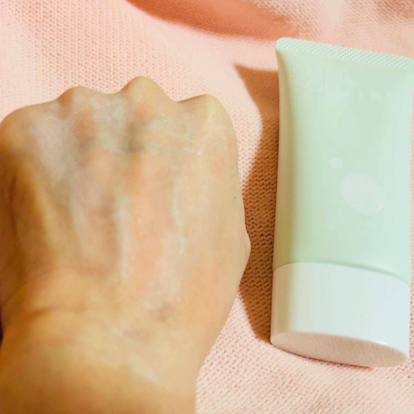 メークソリューション トーンアップクリーム マットタイプ/メークソリューション/化粧下地を使ったクチコミ（3枚目）