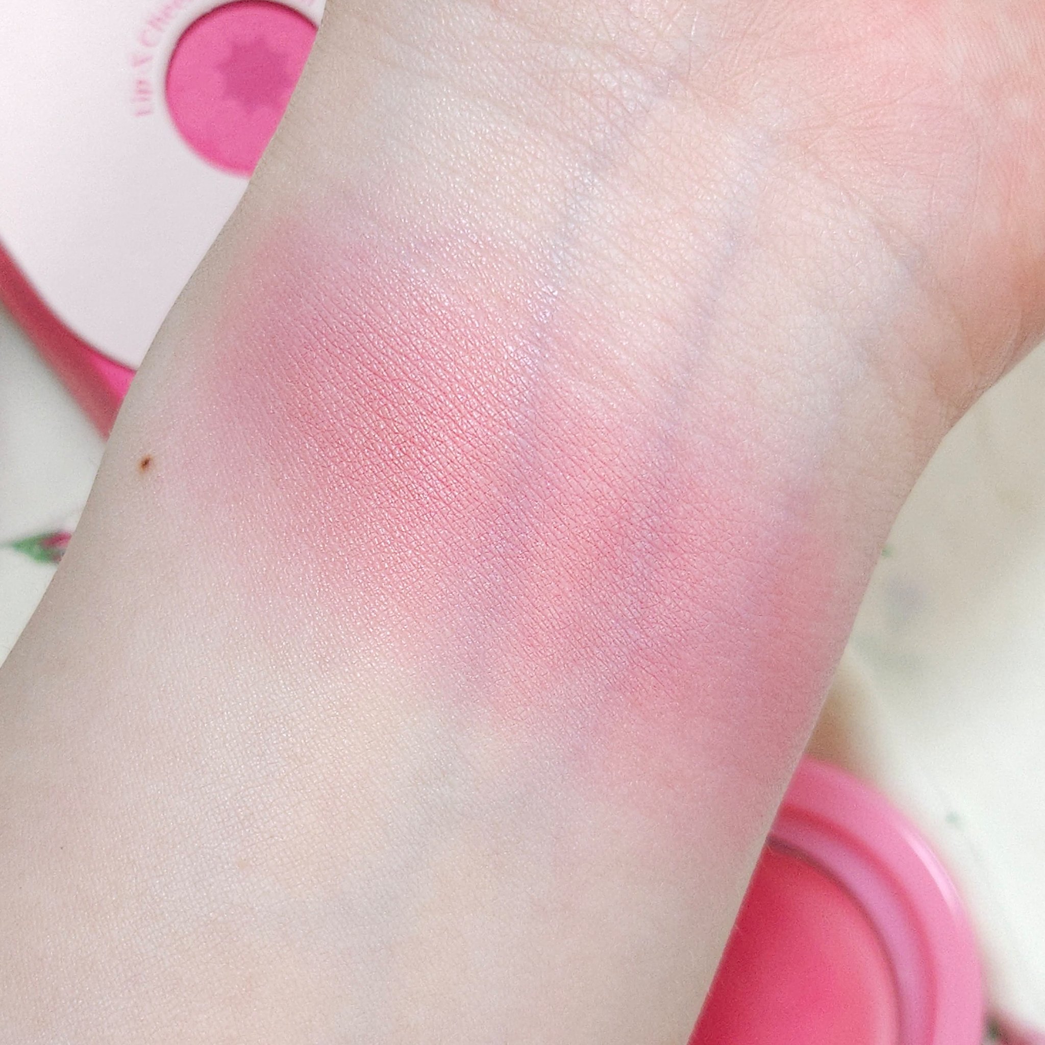 フルーティーリップ＆チークバーム/ETUDE/ジェル・クリームチークを使ったクチコミ（3枚目）