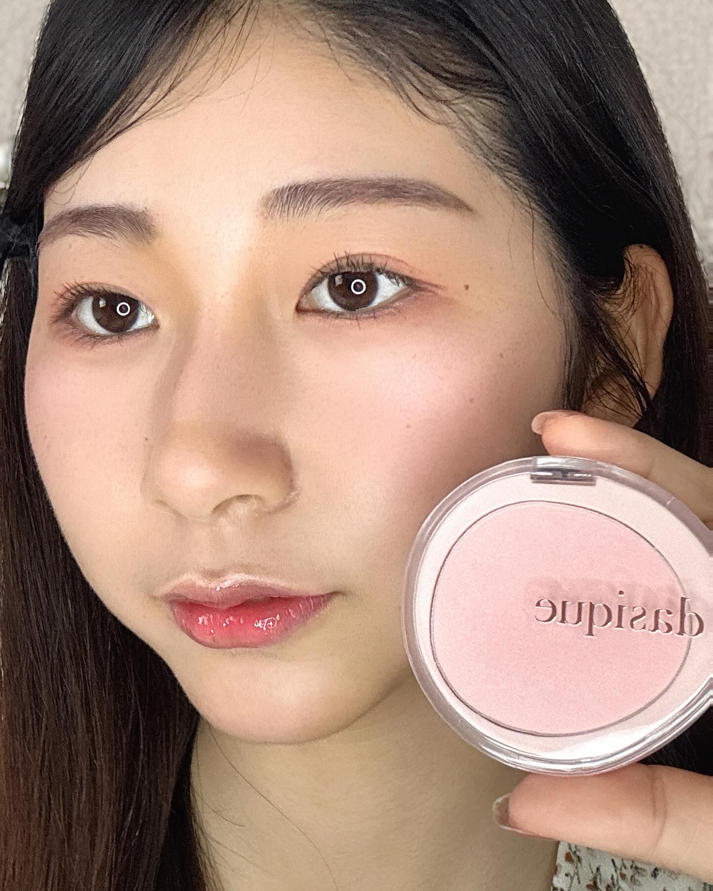 ソフトブラーチーク/dasique/パウダーチークを使ったクチコミ（1枚目）