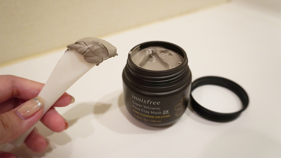 スーパーヴォルカニック　ポア　クレイマスク 100mL（旧）/innisfree/洗い流すパック・マスクを使ったクチコミ（1枚目）